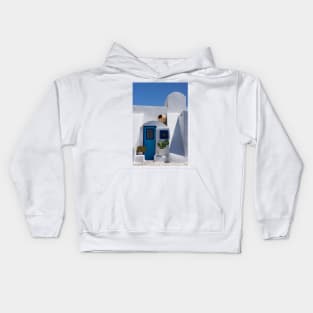 Greek blue door. Kids Hoodie